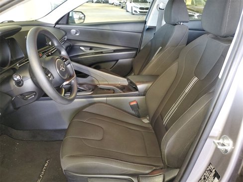 Certified 2023 Hyundai Elantra SEL w/ Preferred Accessory Package image 14