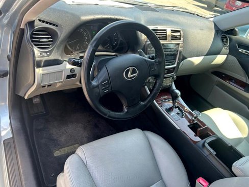 Used 2007 Lexus IS 250 image 8