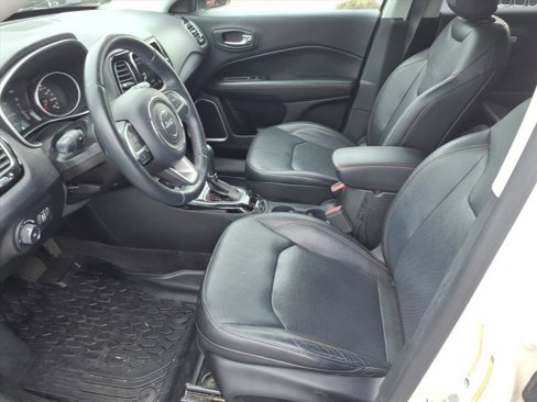Used 2018 Jeep Compass Limited w/ Navigation Group image 11