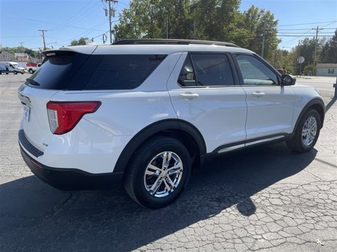 Used 2020 Ford Explorer XLT w/ Comfort Package image 10