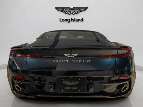 New 2024 Aston Martin DB12 Coupe image 4