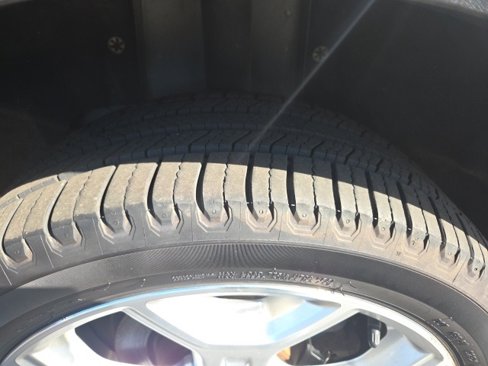 Used 2018 Ford Escape Titanium w/ Ford Safe & Smart Package image 27