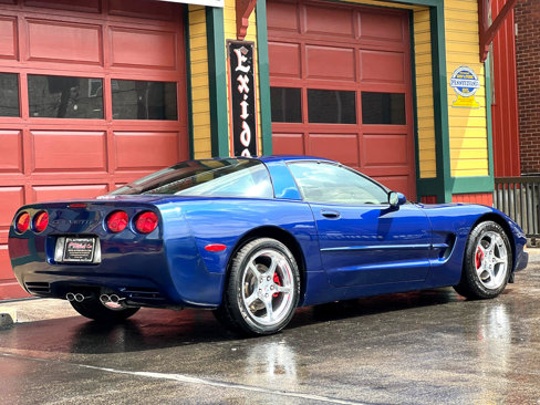 Used 2004 Chevrolet Corvette Coupe w/ Preferred Equipment Group image 5