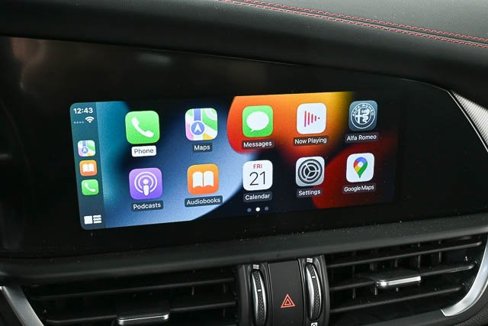 New 2025 Alfa Romeo Giulia w/ Driving Assist Package image 15