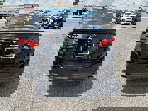 New 2025 Nissan Versa SR image 9