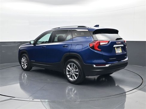 Used 2022 GMC Terrain SLT image 7