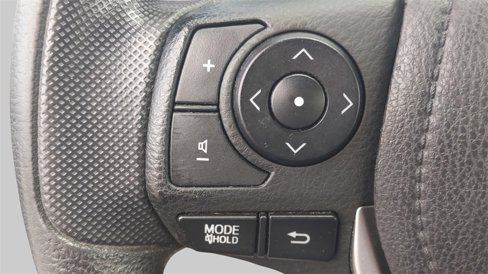 Used 2015 Toyota Corolla LE image 21