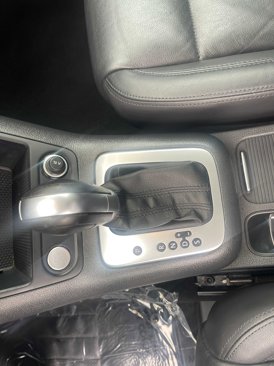 Used 2016 Volkswagen Tiguan SEL image 24