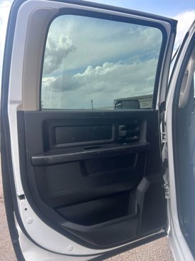 Used 2016 RAM 2500 Tradesman w/ Chrome Appearance Group image 29