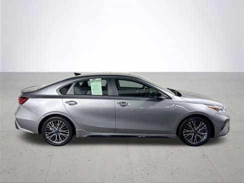 Used 2024 Kia Forte GT-Line w/ GT-Line Premium Package image 5