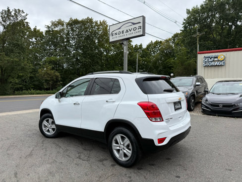 Used 2019 Chevrolet Trax LT w/ LT Convenience Package image 4