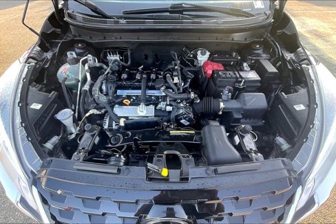 Used 2023 Nissan Kicks SV image 9