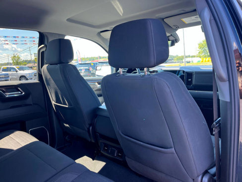 Used 2023 Chevrolet Silverado 1500 LT image 24