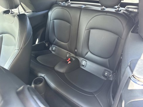 Used 2019 MINI Cooper S w/ Signature Upholstery Package image 11
