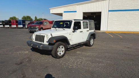 Used 2014 Jeep Wrangler Unlimited Sport w/ Connectivity Group image 4