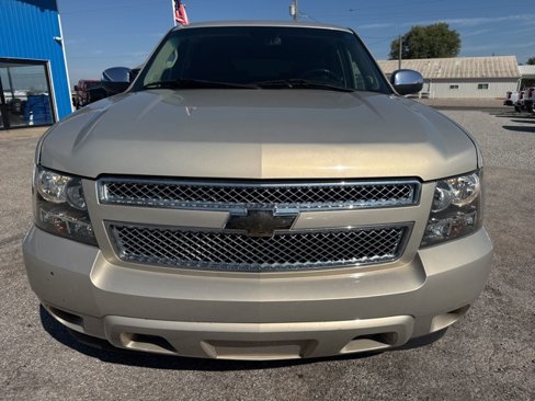 Used 2010 Chevrolet Tahoe LS image 3