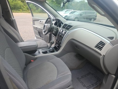 Used 2012 Chevrolet Traverse LT image 21