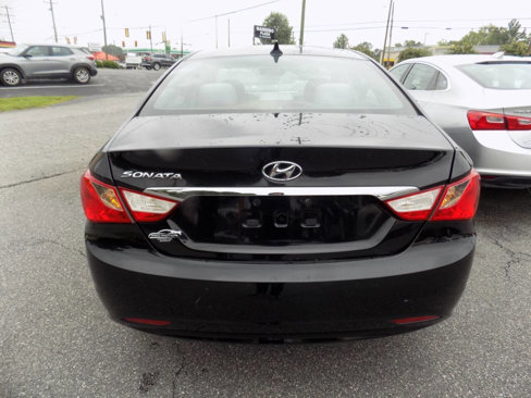 Used 2011 Hyundai Sonata GLS image 4