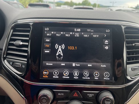 Used 2019 Jeep Grand Cherokee Limited image 27