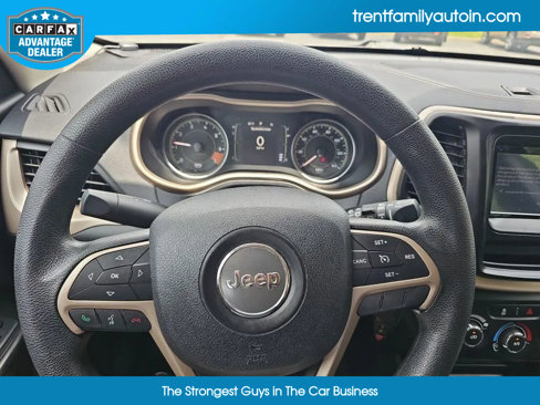 Used 2014 Jeep Cherokee Sport image 18