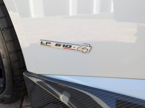 Used 2017 Lamborghini Huracan LP 610-4 image 18