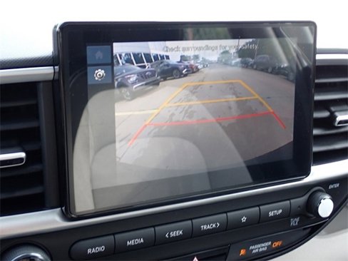 New 2025 Hyundai Venue SEL image 20