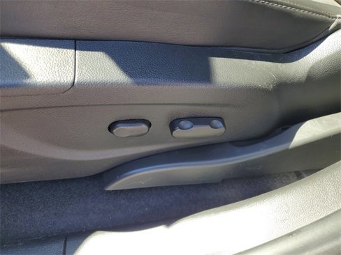 Used 2019 Buick Encore Preferred image 7