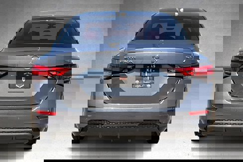 Used 2021 Nissan Sentra SV image 4