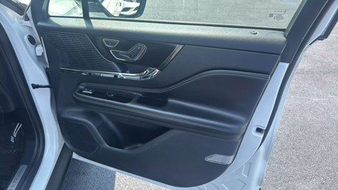 Used 2021 Lincoln Corsair AWD w/ Equipment Group 101A image 24