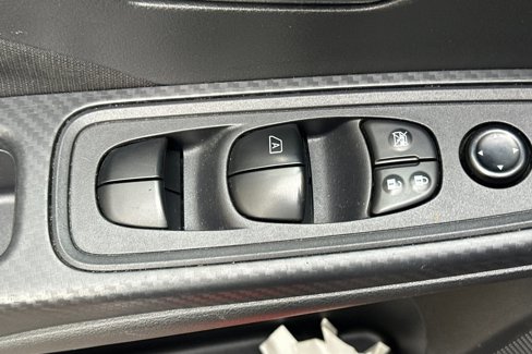 Used 2022 Nissan Versa SV w/ Trunk Package image 13