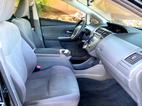 Used 2014 Toyota Prius V Three image 45