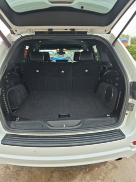 Used 2019 Jeep Grand Cherokee Altitude image 48
