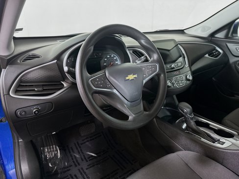 Used 2023 Chevrolet Malibu LT image 9