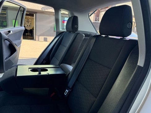 Used 2015 Volkswagen Tiguan S image 15