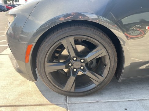 Used 2016 Chevrolet Camaro LT w/ RS Package image 7