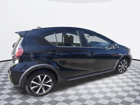 Used 2018 Toyota Prius C Four image 7