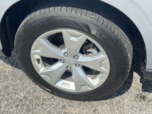 Used 2015 Subaru Forester 2.5i Limited image 15
