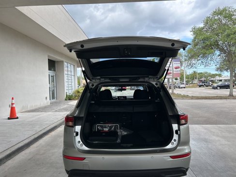 Used 2024 Mitsubishi Outlander ES image 25