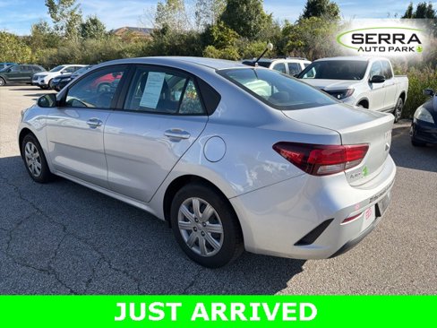 Used 2023 Kia Rio S image 4