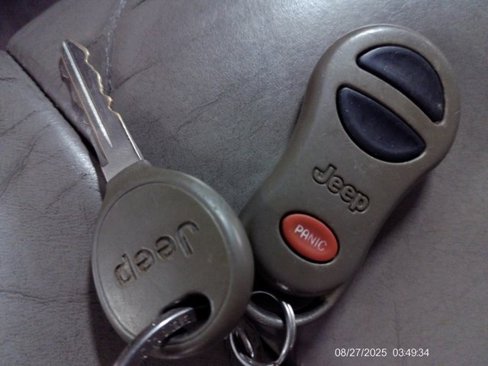 Used 2001 Jeep Grand Cherokee Limited image 37