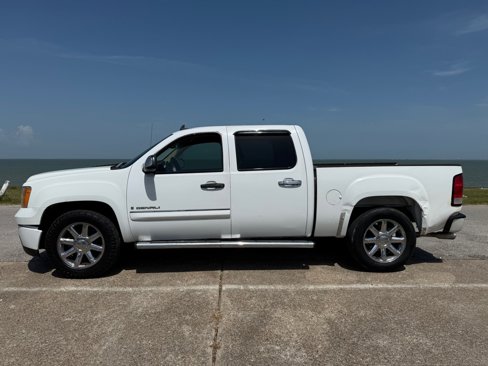 Used 2007 GMC Sierra 1500 Denali image 8
