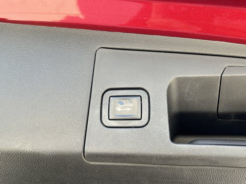Used 2018 Cadillac XT5 Premium Luxury image 38