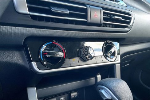 Used 2023 Kia Seltos LX image 28