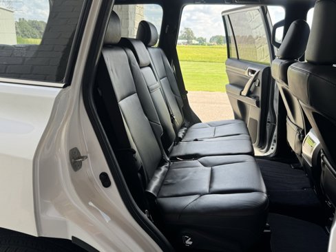 Used 2020 Lexus GX 460 Luxury image 47