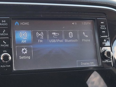 Used 2020 Mitsubishi Outlander SE image 32
