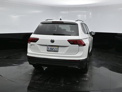 Used 2021 Volkswagen Tiguan SEL image 6