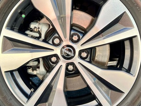 Used 2023 Nissan Murano SV image 13