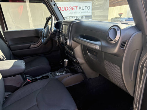 Used 2016 Jeep Wrangler Unlimited Sport w/ Quick Order Package 24S image 28