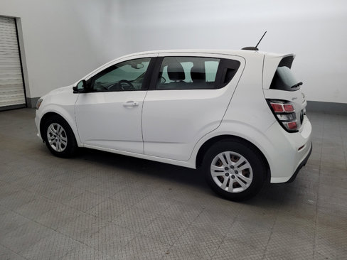 Used 2019 Chevrolet Sonic LT image 3