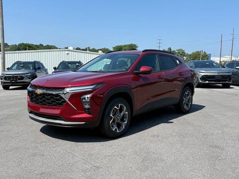 New 2025 Chevrolet Trax LT w/ Driver Confidence Package image 8